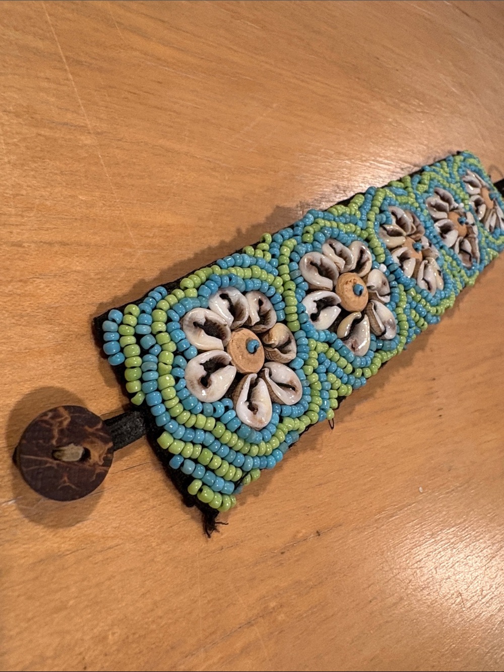 Beaded ~ seed bead cowrie seashells Floral Bracelet Aqua Blue Turquoise & Lime